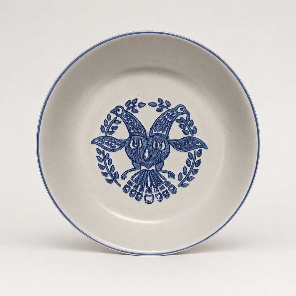 Pfaltzgraff "Yorktowne" Pie Dish with Bird Stencil- 9 1/2 Inch